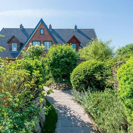 Haus Suederwung 24_ Hausteil A بيت للعطل