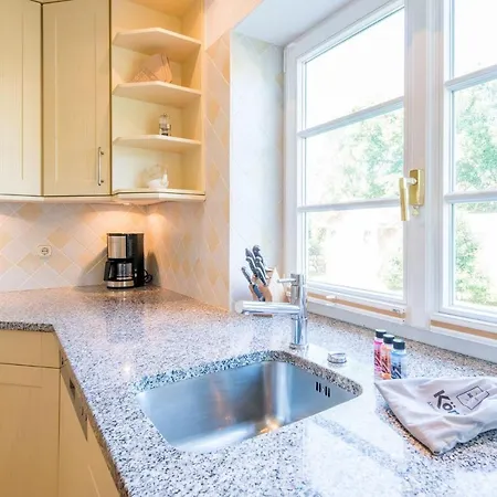 Haus Suederwung 24_ Hausteil A بيت للعطل *